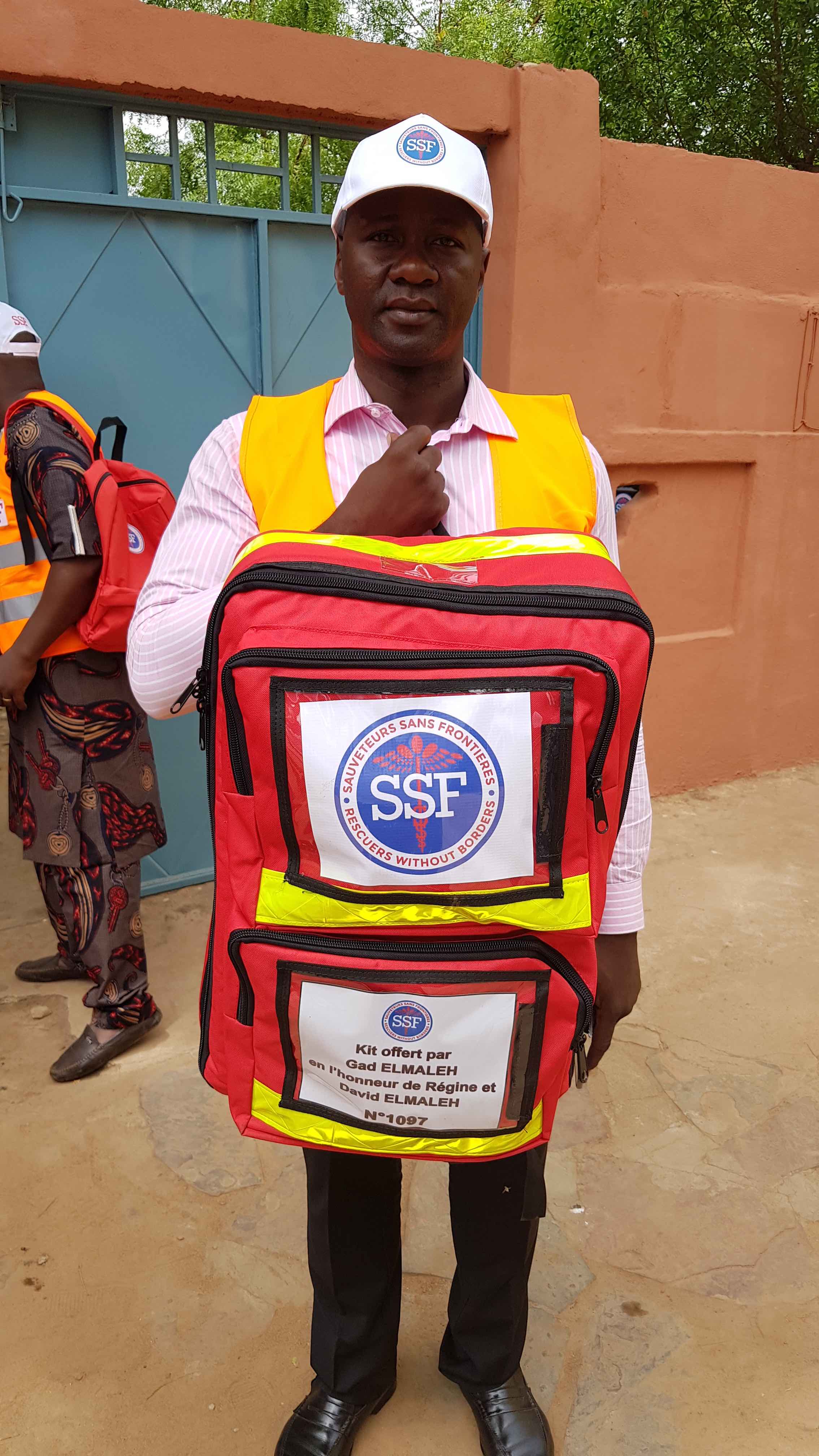 Remise de kits de secours aux médecins maliens, Juin 2018